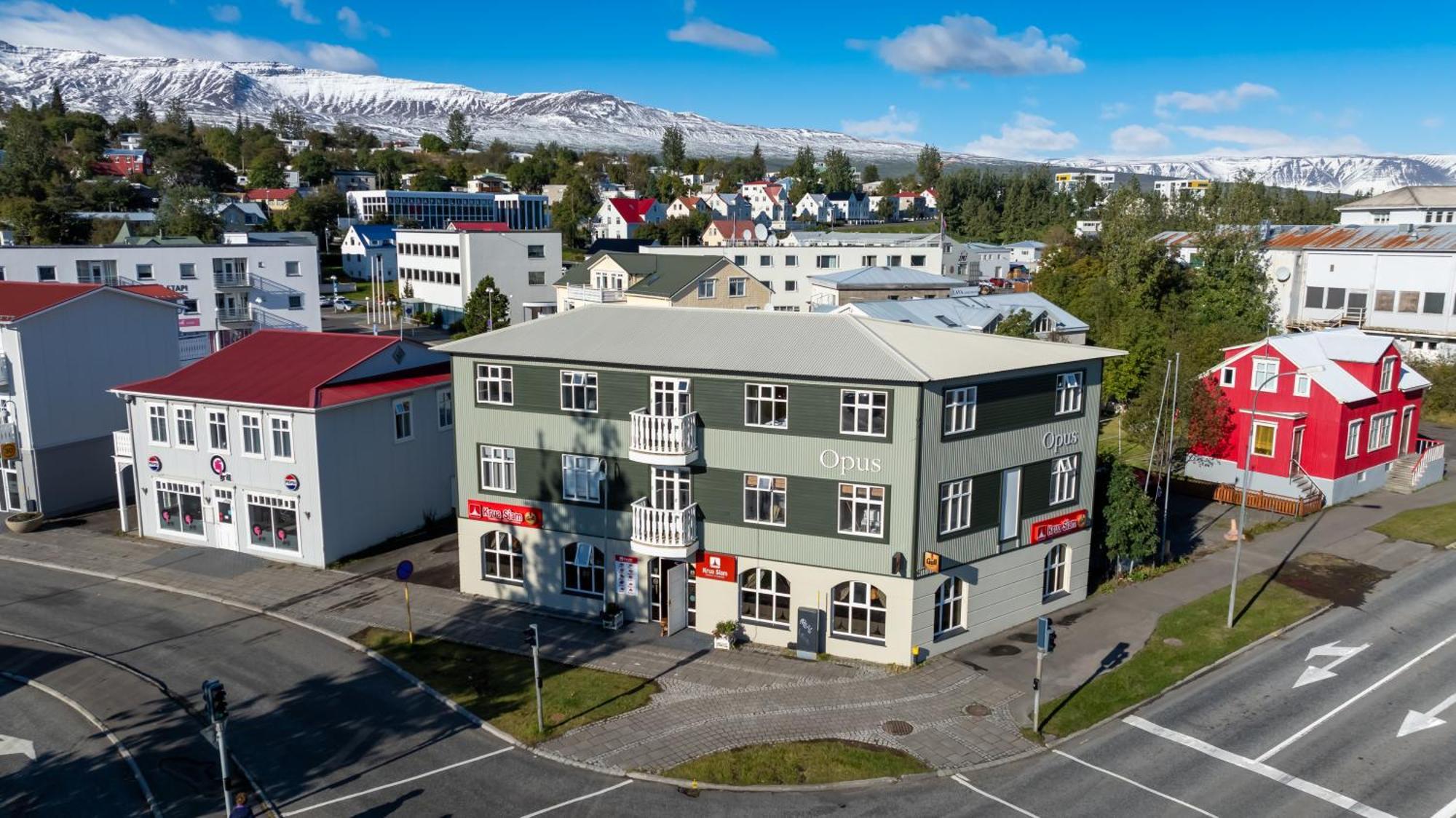 Steinaskjol Apartments Akureyri Bagian luar foto