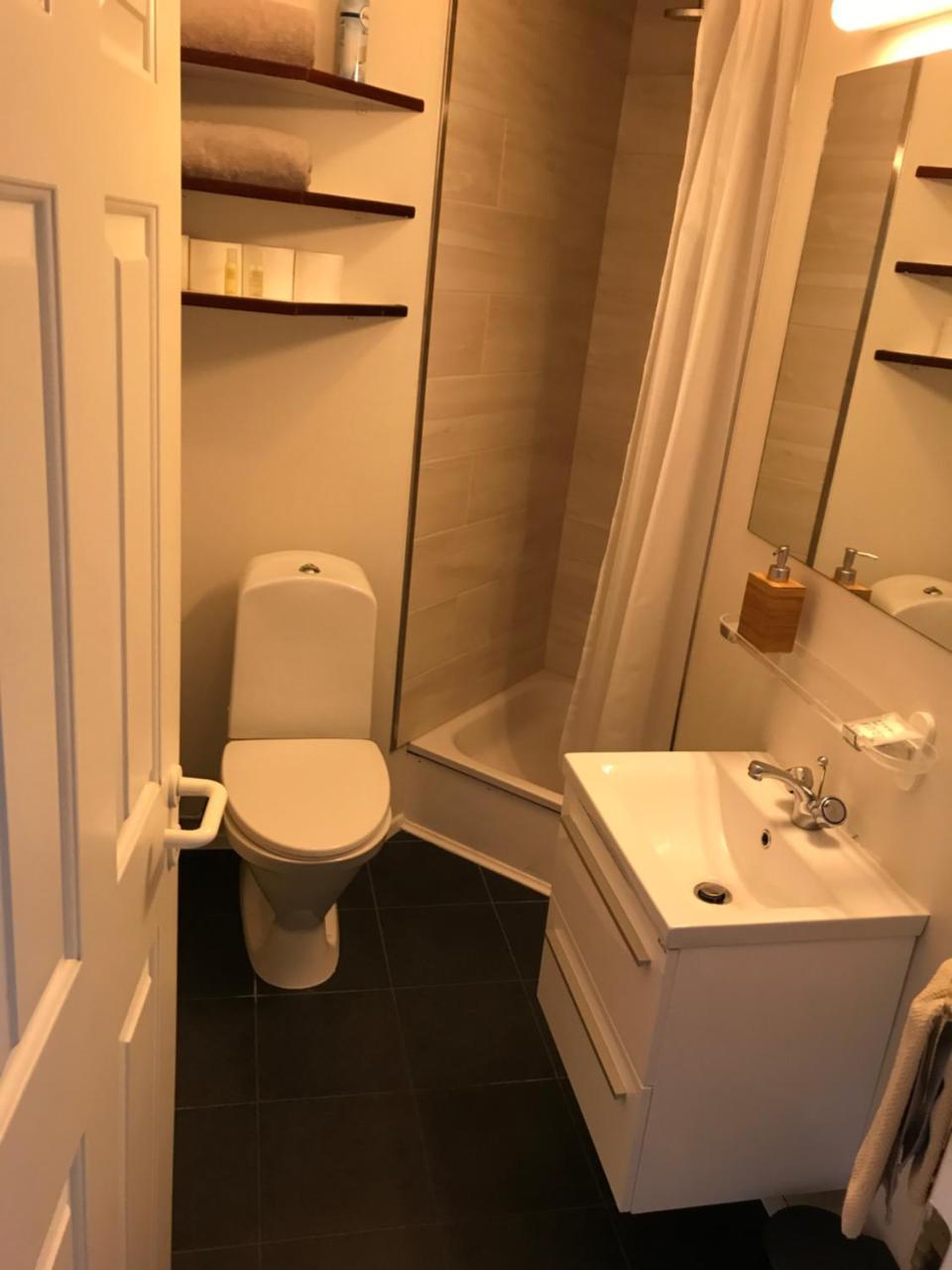 Steinaskjol Apartments Akureyri Bagian luar foto